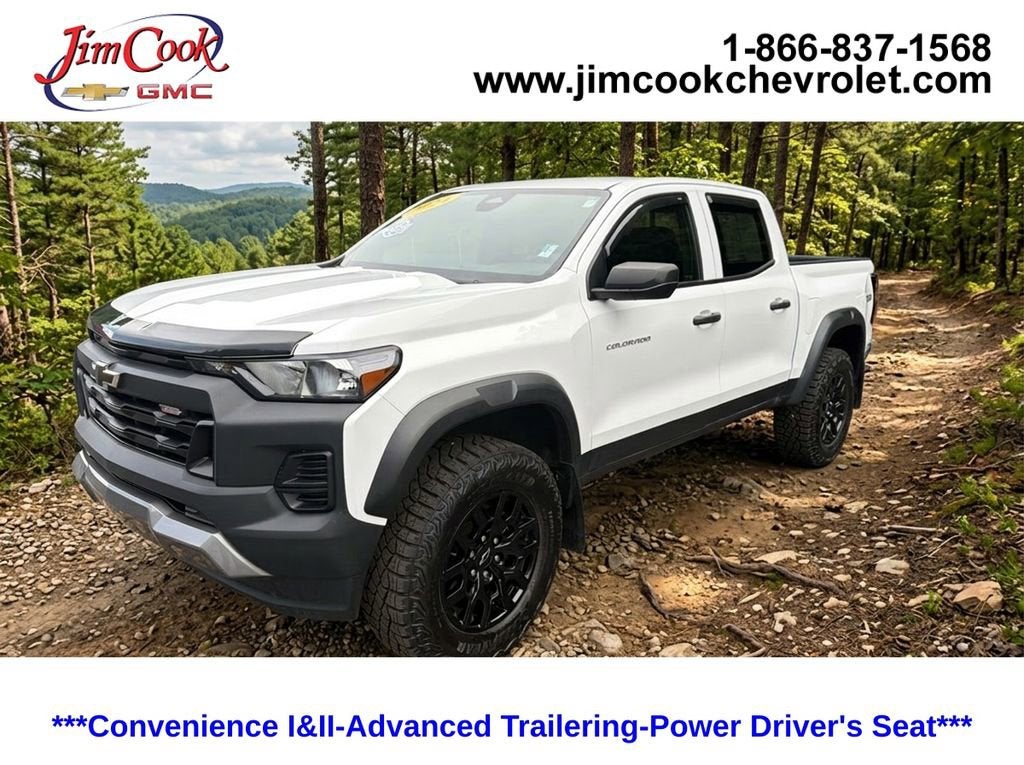 2024 Chevrolet Colorado Trail Boss in Summit White — front three-quarter view