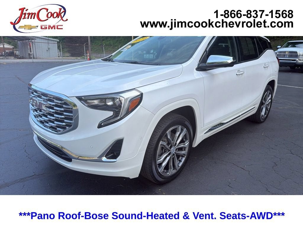 2020 GMC Terrain Denali in White Frost Tricoat — front three-quarter view
